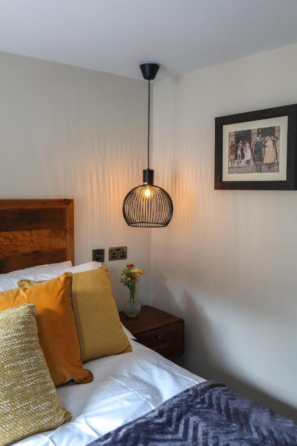 The Turks Head Hotel Exeter Bagian luar foto